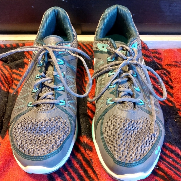 Ryka N-Gage Zumba Dance Sneakers size 9 WIDE - Picture 2 of 4